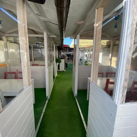 Resort Goscinna Katani